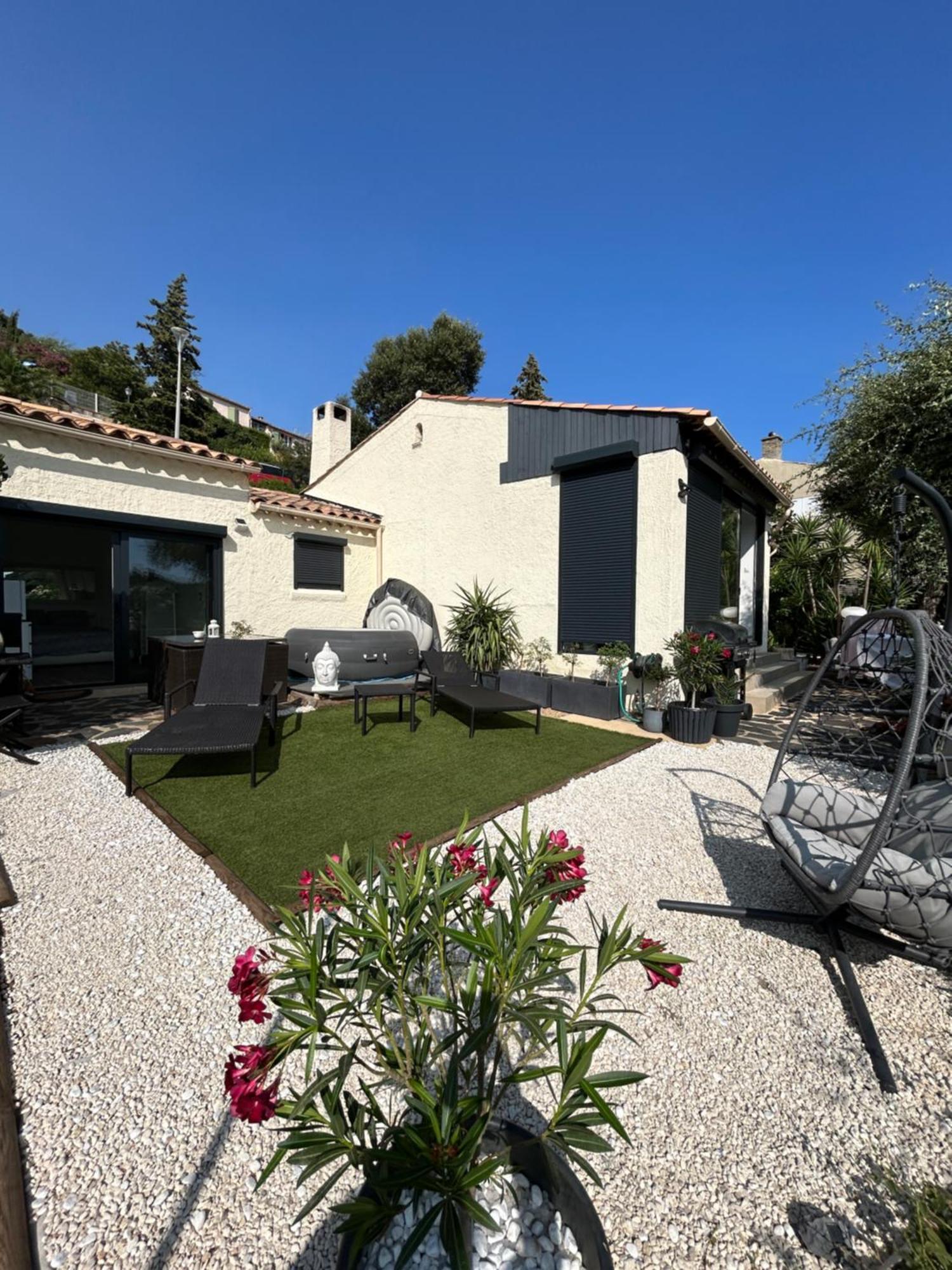 Belle Chambre Privee Avec Le Jardin Privatif Et Le Jacuzzi Cavalaire-sur-Mer Dış mekan fotoğraf